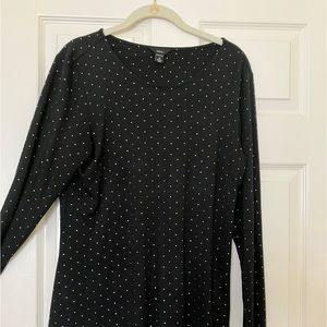 Long sleeve tunic style top.